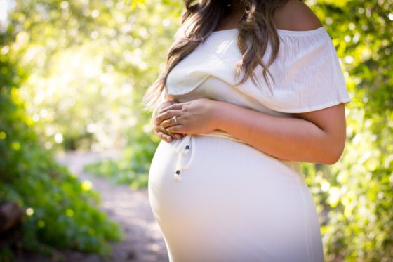 Беременным женщинам и кормящим мамам Инъектран противопоказан